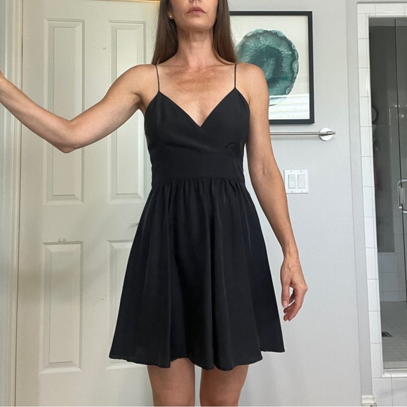 Theory silk dress- size 2 - Picture 1 of 4